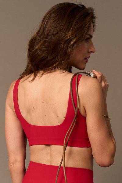 Bel Air Bar in Red-Bras-Tienda Ropa Leggings Yoga Sostenibles Reciclados Mujer On-line Barcelona Believe Athletics Sustainable Recycled Yoga Clothes