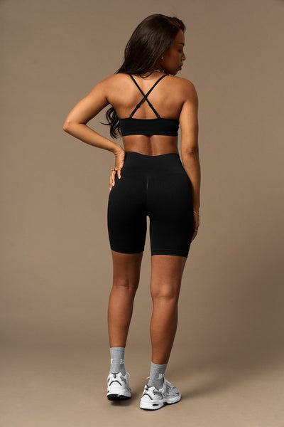 Bliss Biker Push-Up en Negro-Bikers-Tienda Ropa Leggings Yoga Sostenibles Reciclados Mujer On-line Barcelona Believe Athletics Sustainable Recycled Yoga Clothes