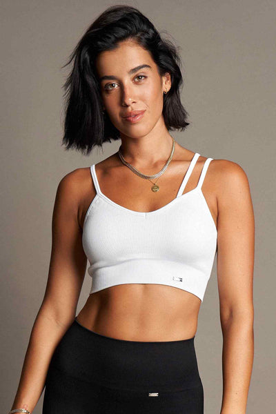 Blues Bra en Blanco-Bras-Tienda Ropa Leggings Yoga Sostenibles Reciclados Mujer On-line Barcelona Believe Athletics Sustainable Recycled Yoga Clothes