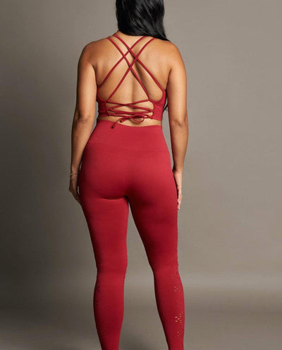 Karma Legging 2.0 en Cereza-Long Leggings-Tienda Ropa Leggings Yoga Sostenibles Reciclados Mujer On-line Barcelona Believe Athletics Sustainable Recycled Yoga Clothes