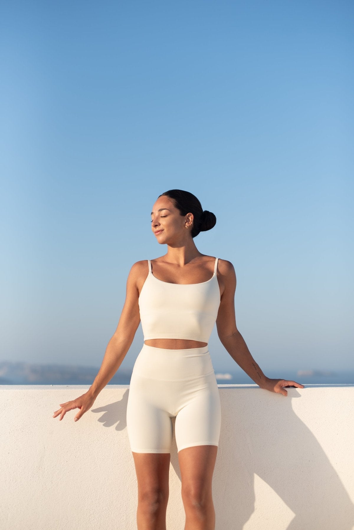 PaoRoa Tank Bra Ivory-Bras-Tienda Ropa Leggings Yoga Sostenibles Reciclados Mujer On-line Barcelona Believe Athletics Sustainable Recycled Yoga Clothes