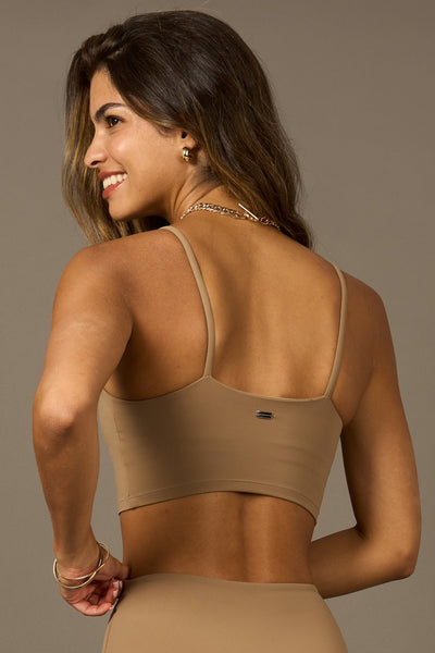 Radiant Bra en Caramel-Bras-Tienda Ropa Leggings Yoga Sostenibles Reciclados Mujer On-line Barcelona Believe Athletics Sustainable Recycled Yoga Clothes