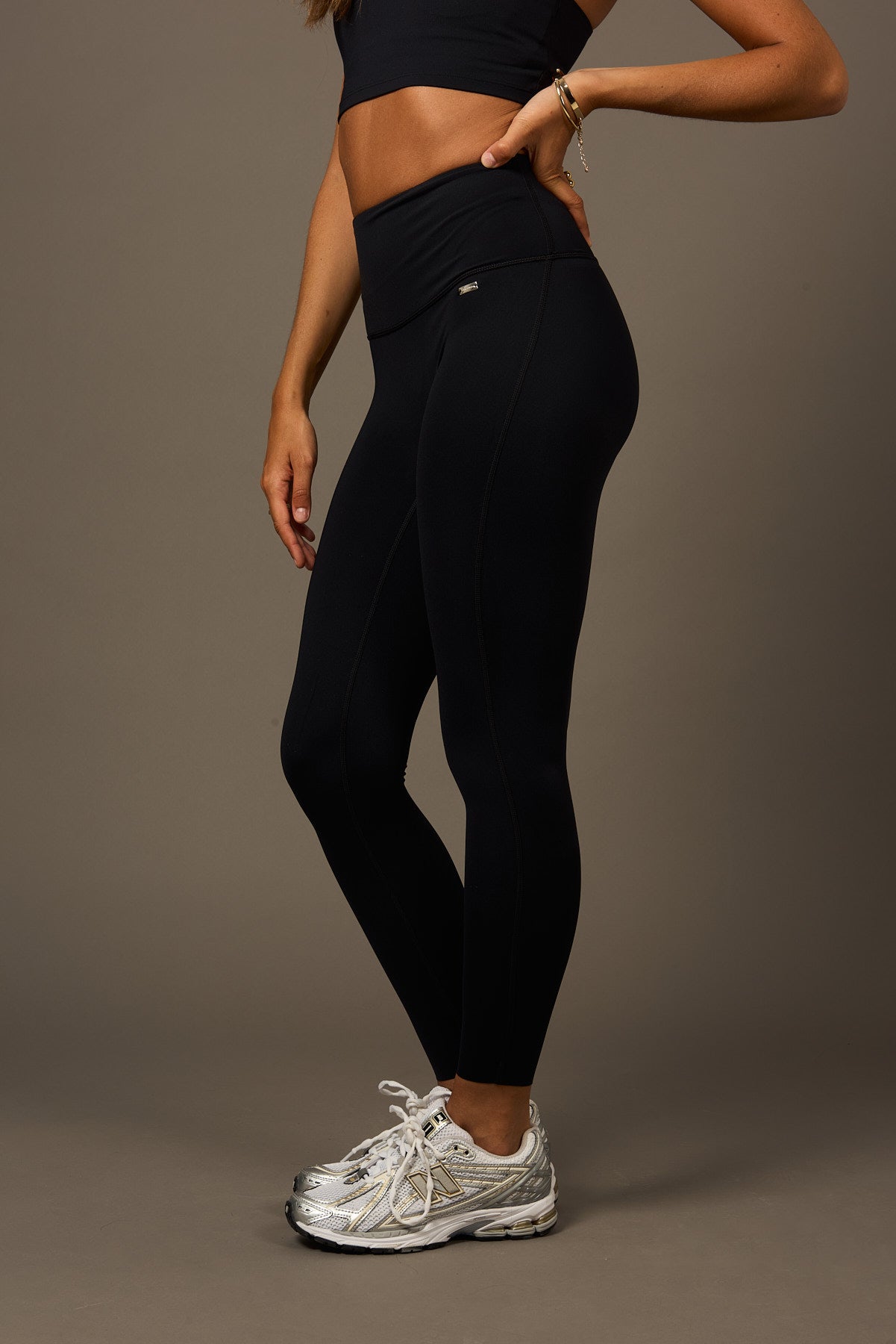 Long  Believe Radiant Legging Schwarz- Leggings-Shop Nachhaltige Recycelte Yoga Leggings Damenbekleidung On-line Barcelona Athletics Nachhaltige Recycelte Yoga Kleidung