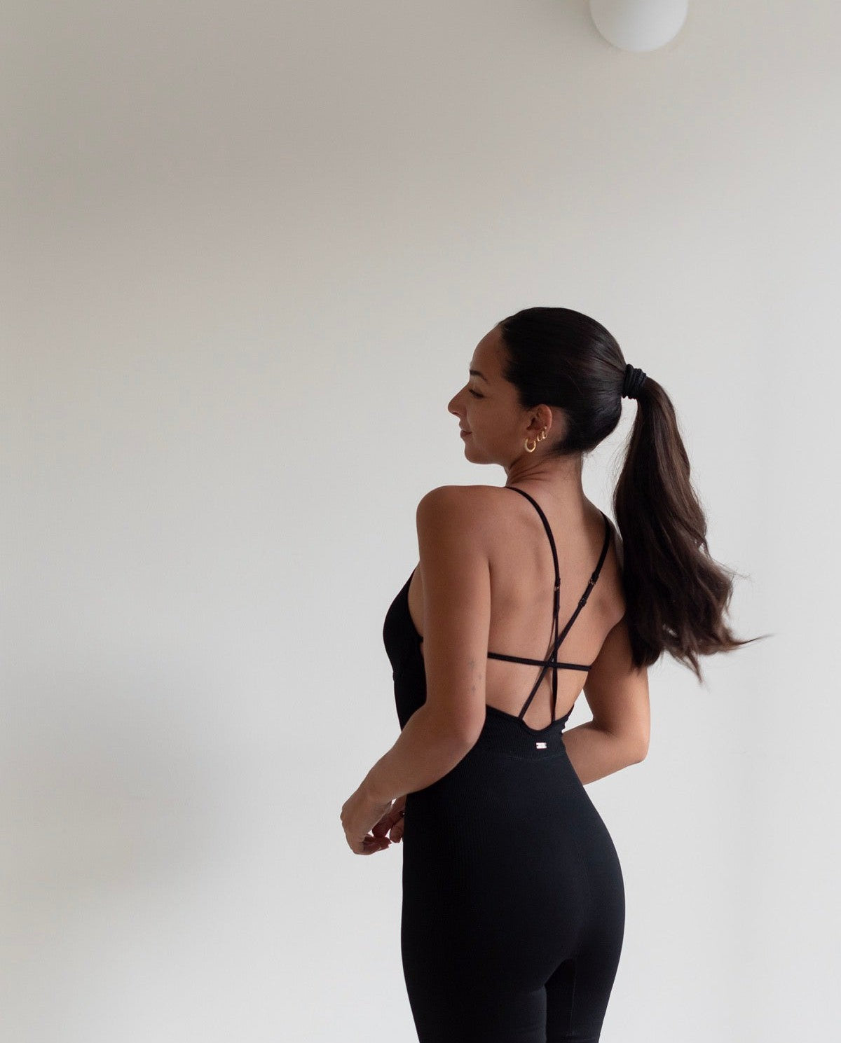 Starlight Jumpsuit en Negro-Jumpsuits-Tienda Ropa Leggings Yoga Sostenibles Reciclados Mujer On-line Barcelona Believe Athletics Sustainable Recycled Yoga Clothes