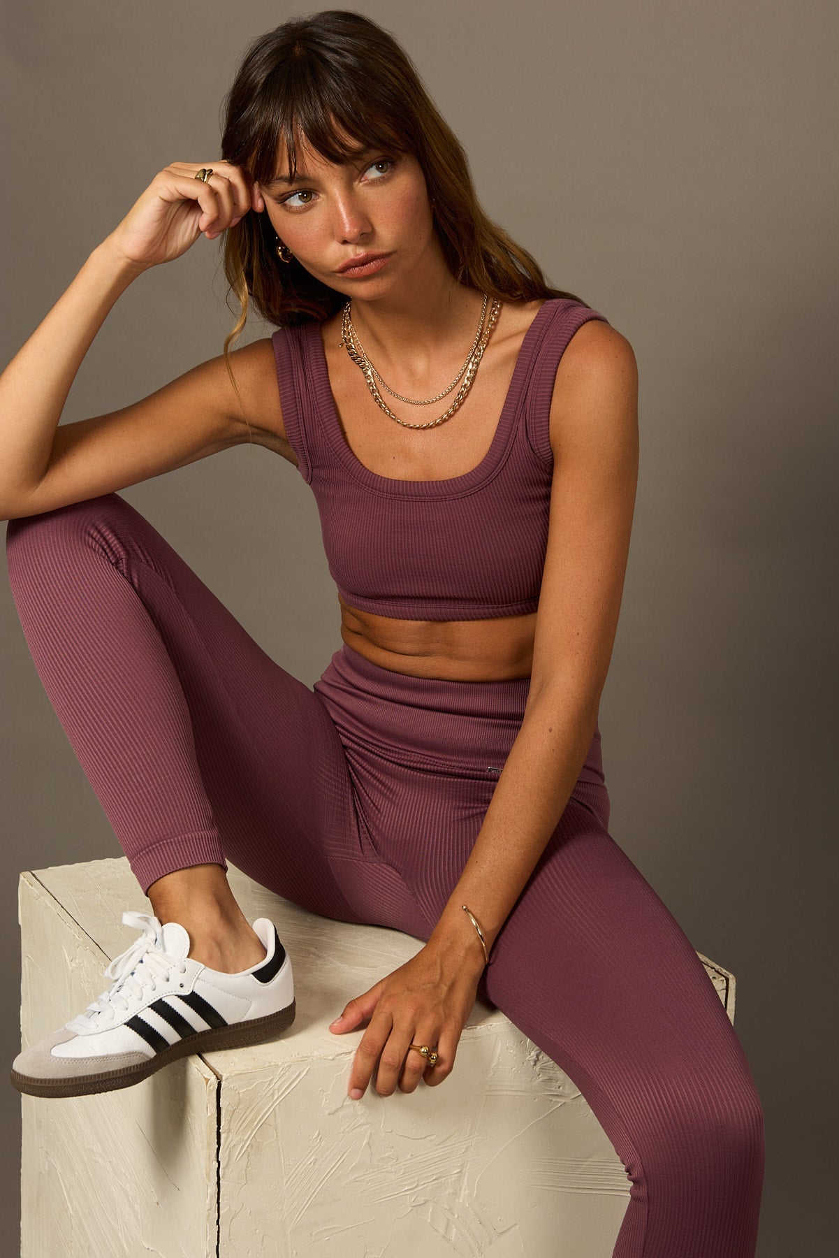 Bras Believe Sunshine Bra in Figue- -Tienda Ropa Leggings Yoga Sostenibles Reciclados Mujer On-line Barcelona Leichtathletik Nachhaltige Recycelte Yoga-Kleidung