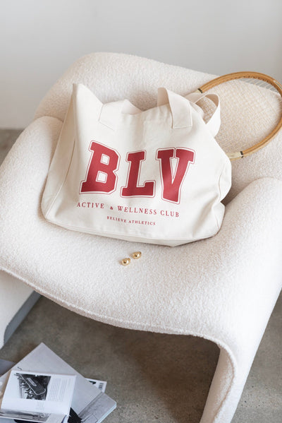 Varsity Tote Cream & Cherry-Accessories-Tienda Ropa Leggings Yoga Sostenibles Reciclados Mujer On-line Barcelona Believe Athletics Sustainable Recycled Yoga Clothes